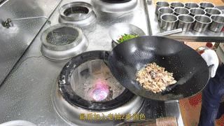  做法|厨师长教你：“小炒肉”的家常做法，家常味很浓郁，先收藏起来