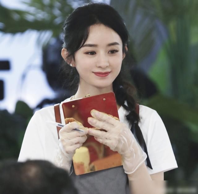 时间|中餐厅剪辑得罪赵丽颖粉丝!洗碗镜头反复使用,时间线也是错乱的