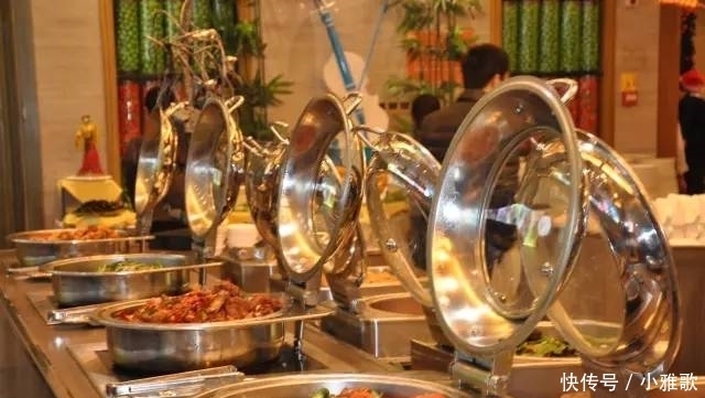 自助餐|自助餐老板“最怕”遇到的3种客人，都是靠智商来吃饭的