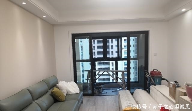 温馨|新房硬装完工就等家具搬入，全屋定制大衣柜超实用，简约温馨