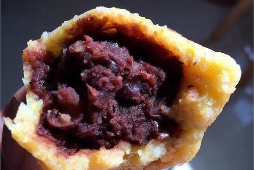  咬一口|用这法子做粘豆包，一次就能成功，咬一口满满是馅料，好吃防贫血