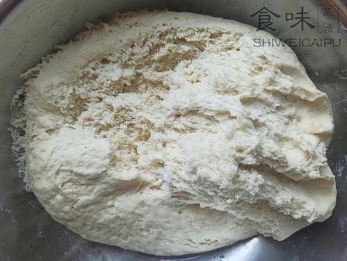  特别|蒸馒头时，别只会放酵母粉，老师傅教你一招，暄软蓬松，特别好吃