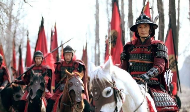 反抗|岳飞被冤杀时,为何10万岳家军无人敢反抗,不是不敢,而是救不了