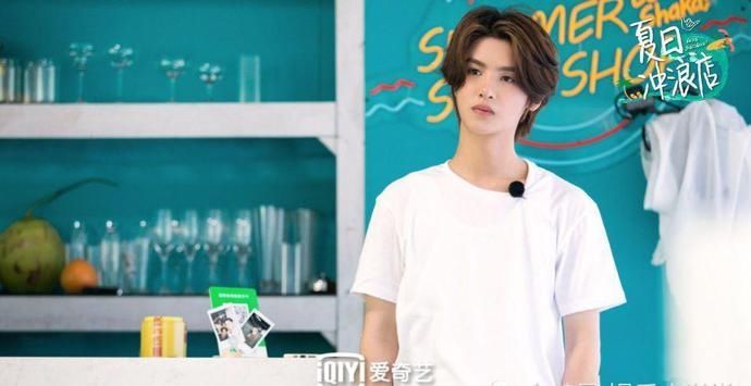  拍戏|《快乐大本营》新手主持已定黄明昊，将走王一博路线先主持再拍戏