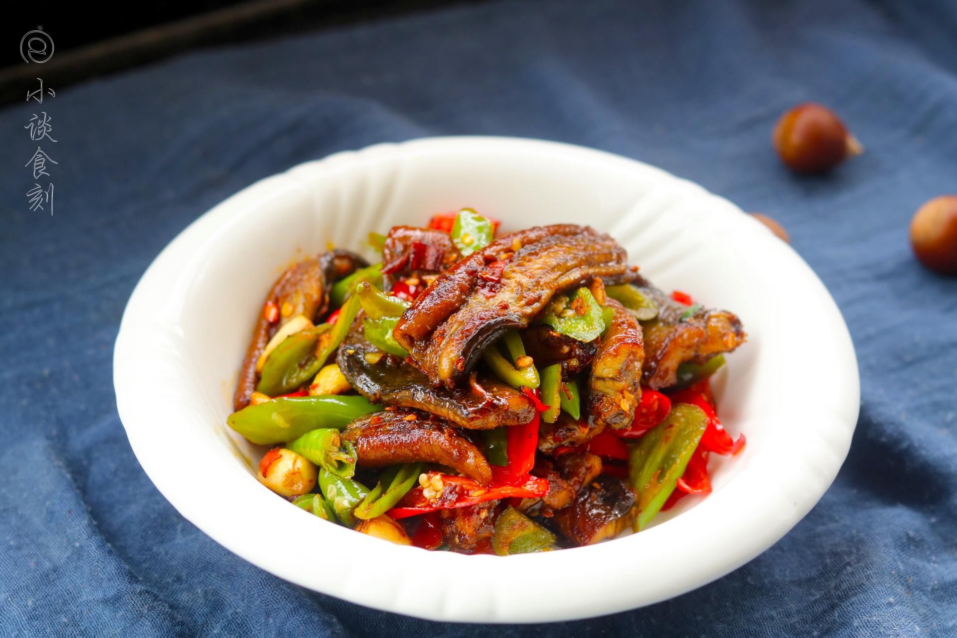 鳝鱼|入秋后，少吃猪肉多吃它，价格比猪肉低了1倍，吃起来还特下饭