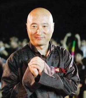  陈佩斯|陈佩斯一针见血点评《好声音》！儿子参加综艺，表现的人如其名？