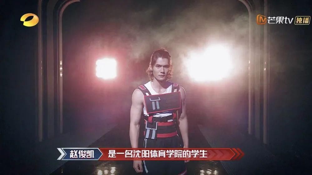 满屏|满屏都是行走的荷尔蒙，这群热血少年我太可了