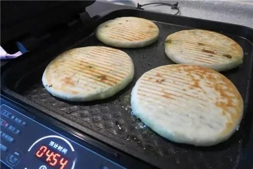  露馅|全烫面韭菜饼，关键还不露馅，酥脆可口