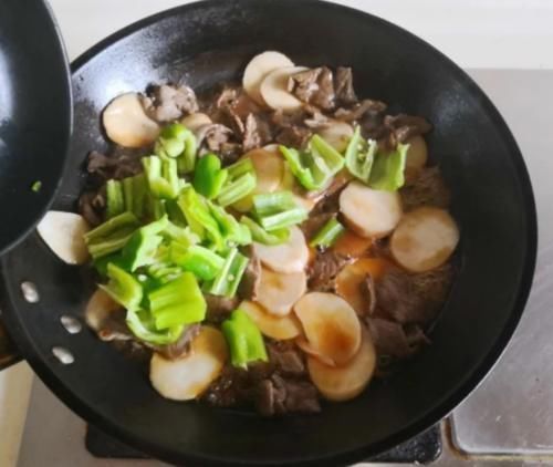  加上|二月，宁可少吃肉也要多吃它，百吃不腻，软化血管，下酒又下饭