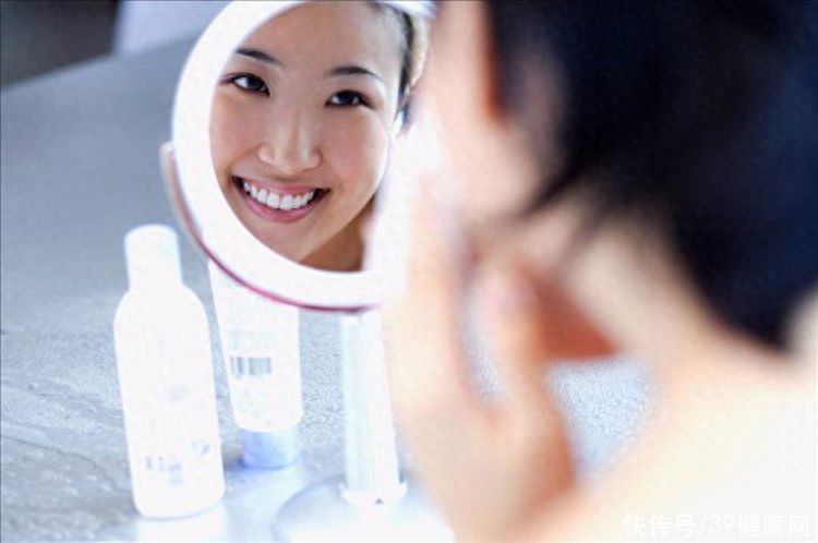 女生裸睡，要脱内衣和内裤吗？试过的人，或能收获这4个好处2023
