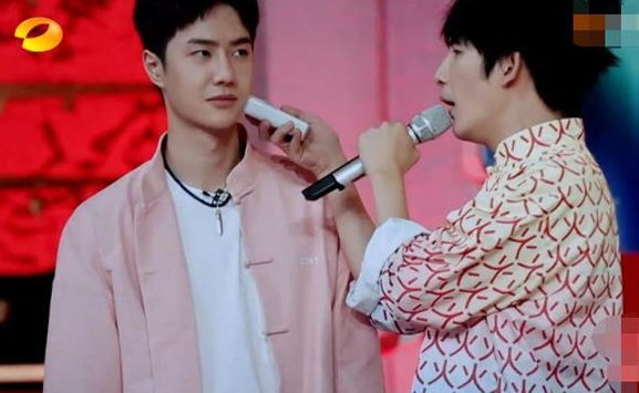  档综艺节目|《天天向上》下期要火了，王一博和赵丽颖合体，相差10岁无差别