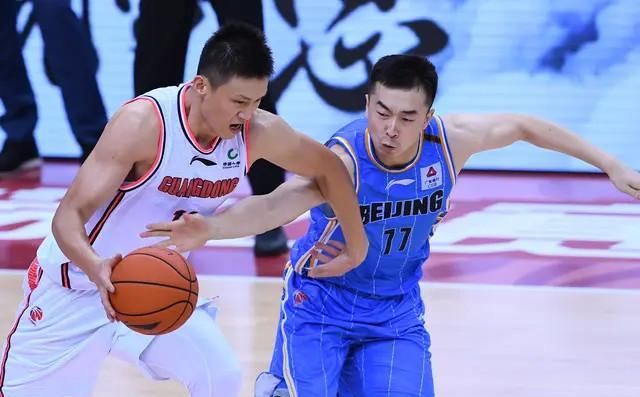 国家队|场场比赛喷裁判！放着外援不用，揪着赵睿不放，这还执教国家队？