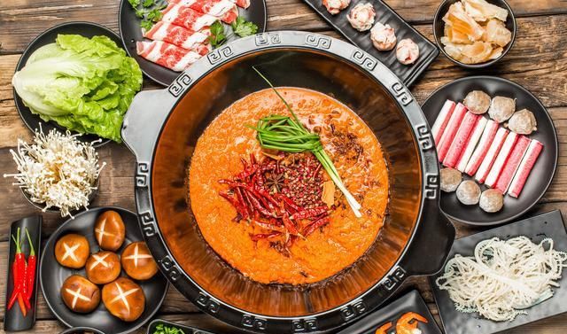  汤锅|吃火锅时，聪明人从不点清汤锅，老板：这一定是行家