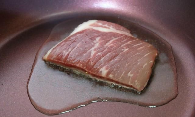  面条机|给女儿做的空心面，配上牛排蔬菜更好吃，圈友：这手艺可以开店了