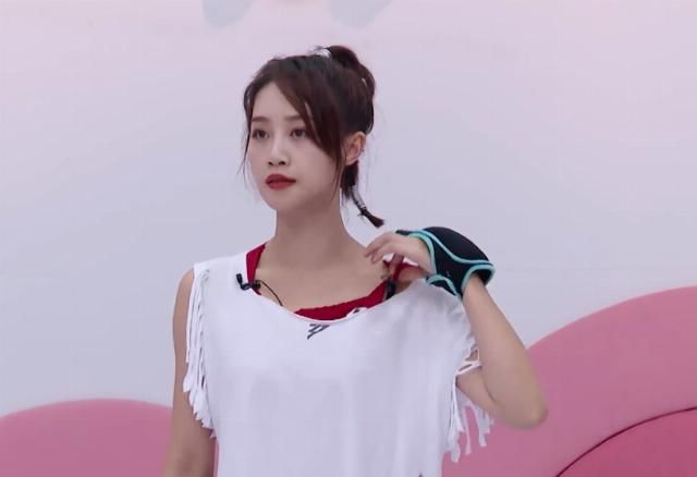  蓝盈莹|为了综艺热度狠心抛弃老东家！冒充老艺术家孙女的她刚红就忘本！