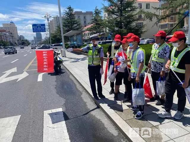 擦亮|创城·交警在行动 | 擦亮威海城市文明交通的窗口