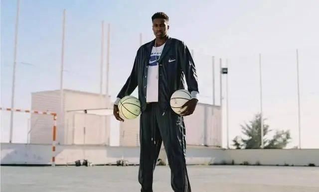  明星队长|街舞届是如何成为新晋的带货天王的？