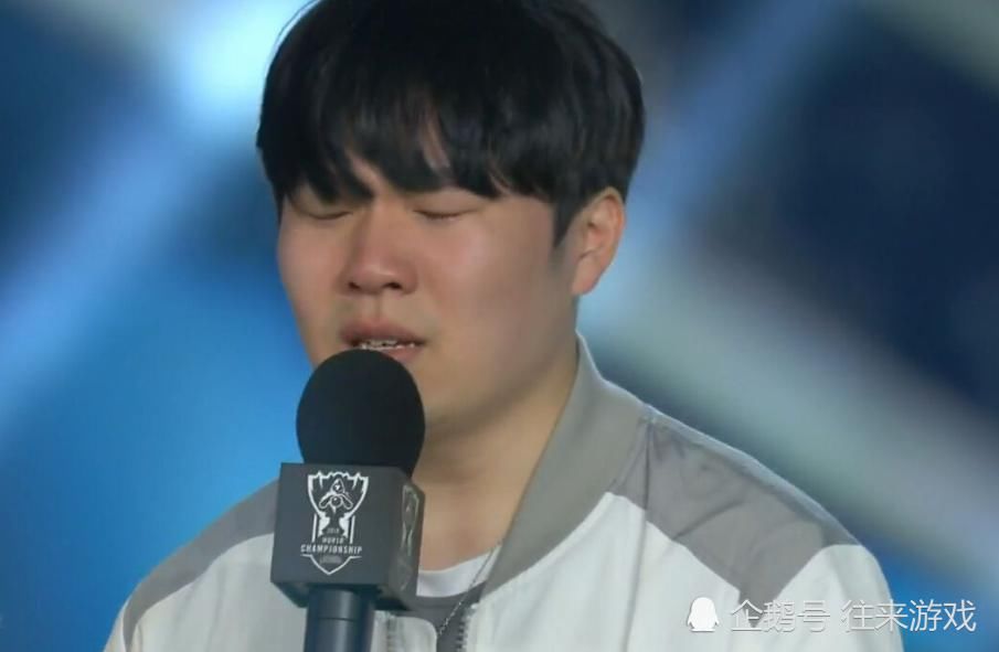  意外|Rookie直播谈人生经历，意外透露成职业选手内幕，让无数粉丝笑了！