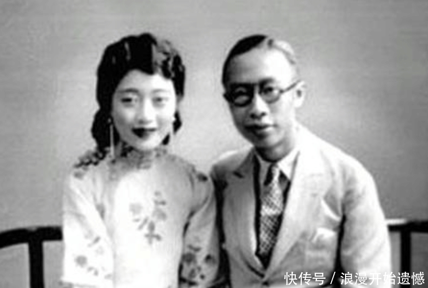 挂错|老人逛故宫说: 挂错照片了! 专家: 不懂装懂, 老人: 这是我爹