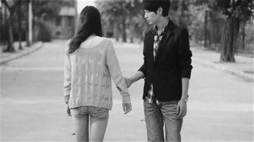 大学生|大学生组织跳广场舞又火了，现场异常劲爆！致我们的大学生活！