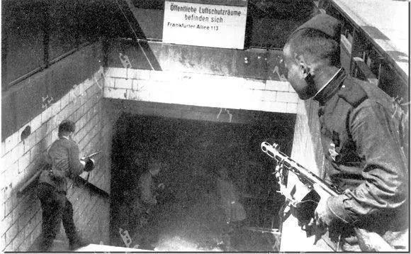 军士兵|精选一组罕见二战照片;德军最年经的师长等