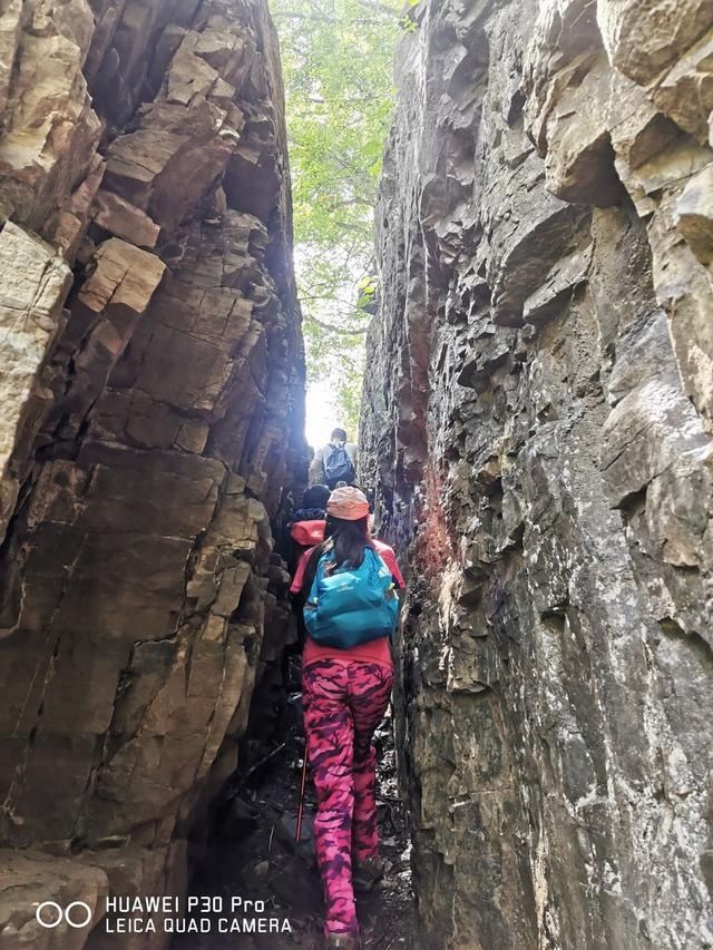  紫霞|郑州驴友团徒步紫霞关，偶遇南太行夏季云海
