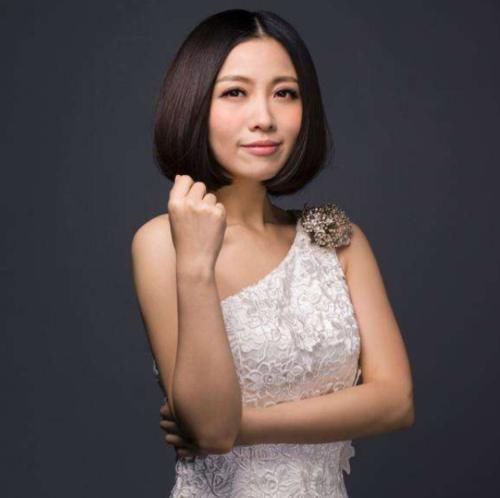  粉丝|姚贝娜墓地实景曝光，粉丝为其树立少女像，5年过去了还是忘不掉