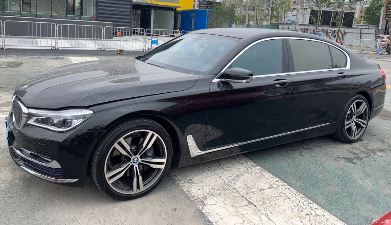  痛心|宝马740车主肉痛心不痛，才开4年血亏80万，网友：依然买不起