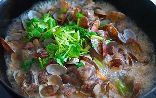 辣椒|三伏天,这菜香辣又解馋,成本不到3块钱,有钱没钱都能吃得起