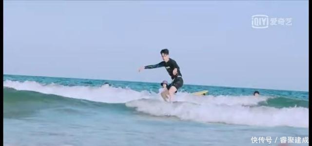 上热|王一博冲浪一次成功上热搜了?是怎么回事?