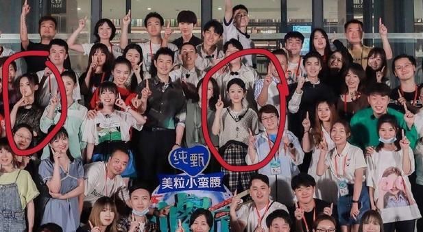  工作|《中餐厅》正式杀青！大合影赵丽颖站C位，杨超越站却在角落