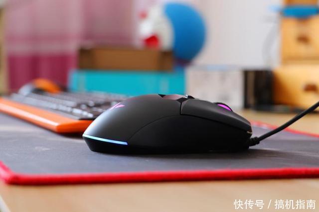 轻松|游戏办公皆能轻松上手,雷柏V330幻彩鼠标体验