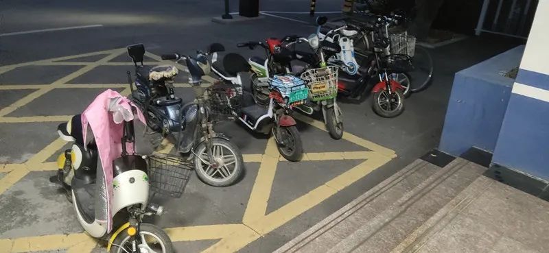 盗窃|速看:大快人心!系列盗窃电瓶车案告破