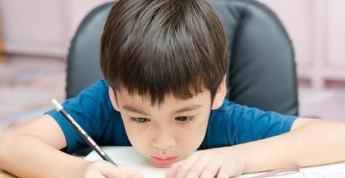  父亲缺失|孩子成长的过程中，父亲“角色缺失”成难题？搞清楚这几点是关键