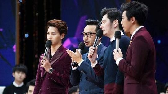 如今|他当年下跪离开中国,还拿走了汪涵的一张银行卡,如今现状如何