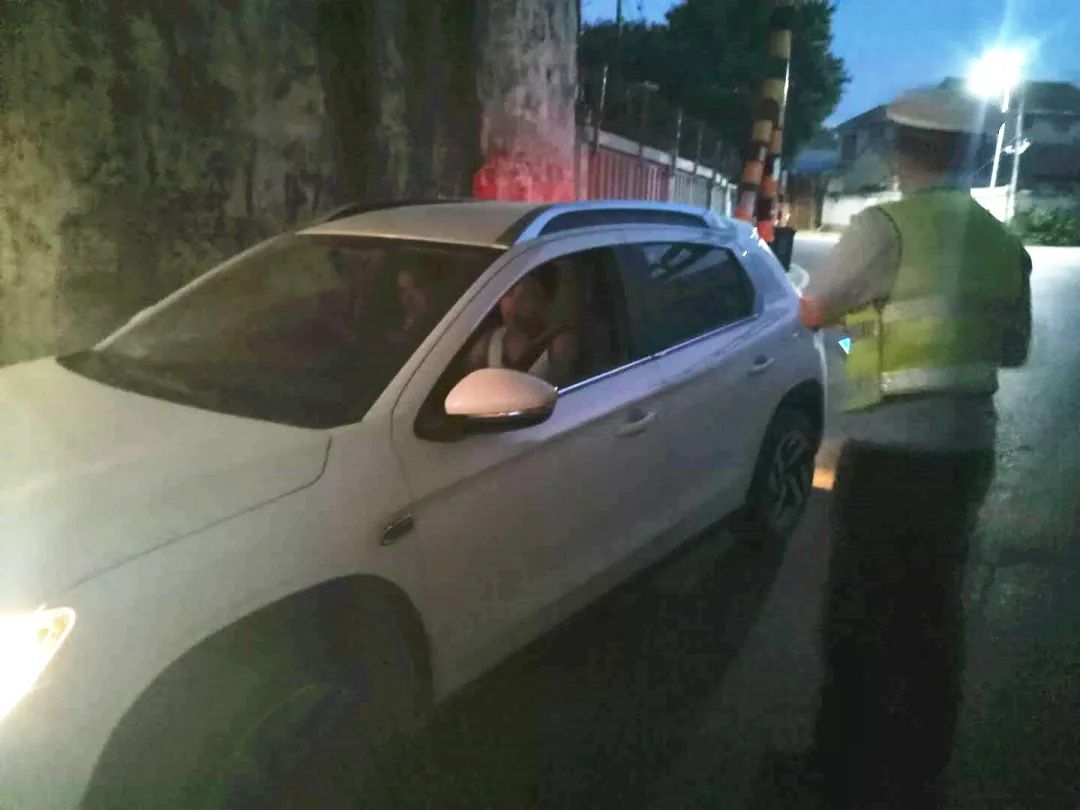  高考|高考期间不查酒驾？5分钟俩“酒司机”落网，你说查不查！