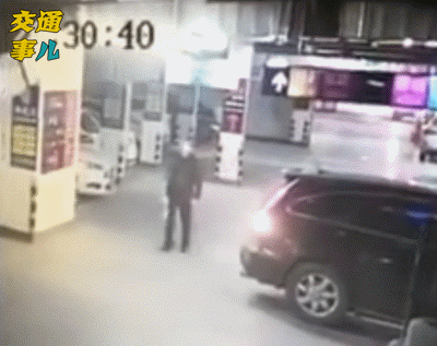  警示|一组动图警示你：避免油门当刹车，不给油的时候要备刹车