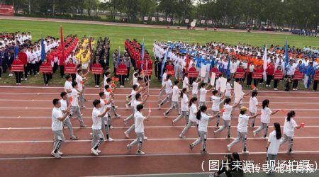 首都60高校田径运动会800米决赛(首都高校田径运动会乙组200米决赛)
