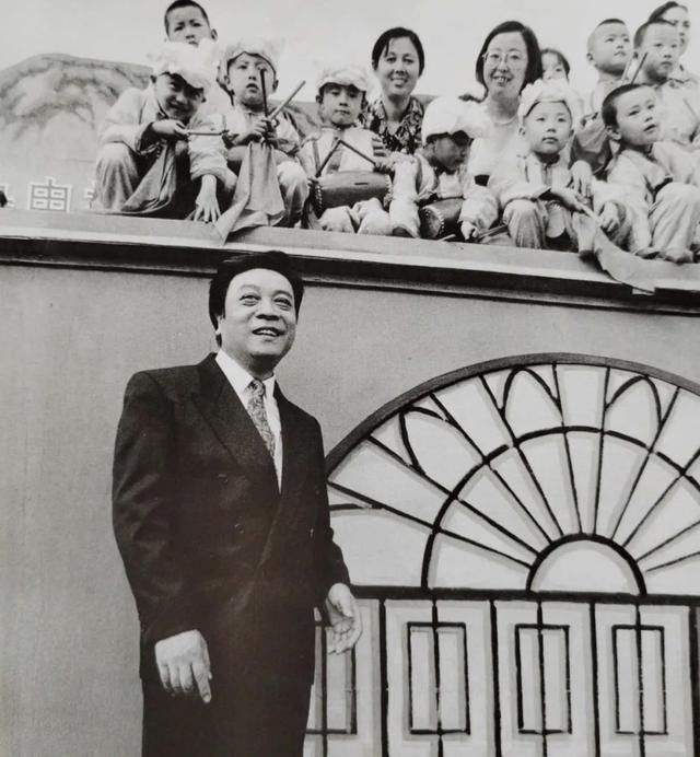  摄影|马季洛桑马三立赵忠祥都走了，牛群曾为他们拍出好照片