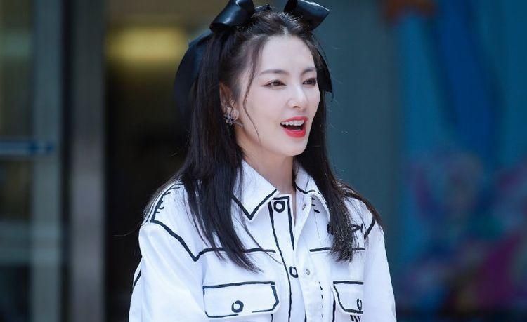 销售|张雨绮来B站了？销售能力超强，还向蔡明老师请教舞台经验