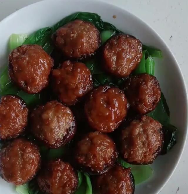  味道|味道特别棒，让你重新认识香菇和肉的组合——香菇肉丸