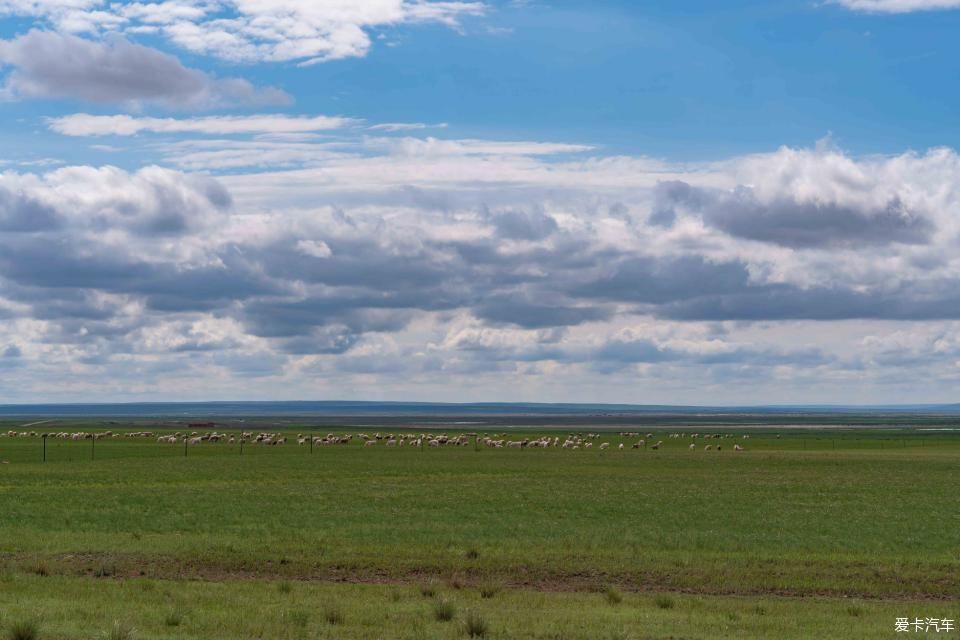 风雨雷电|贝子庙+中蒙边境+草原露营 乌珠穆沁 风雨雷电绿浪秘境行路书