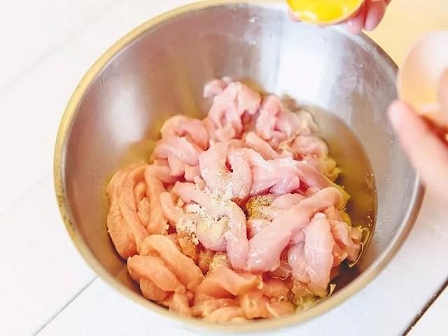  学会|自从学会了鸡肉这个新吃法，我家每周能吃上三次，酸酸甜甜真解馋