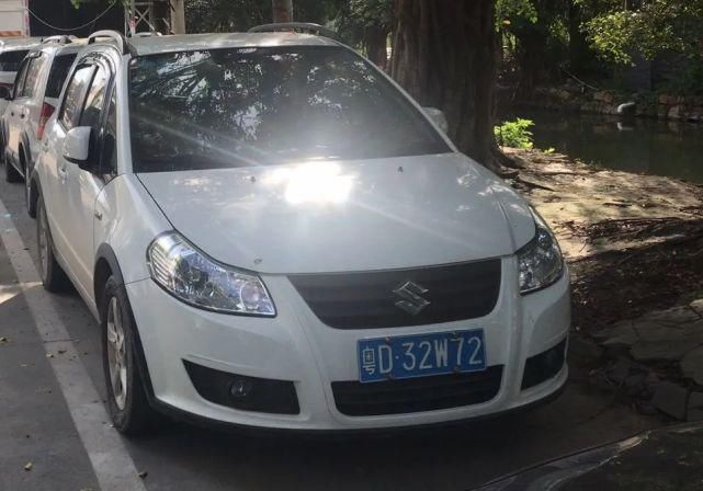 明明|曝光 | 澄海多位车主明明把车停在线内,却还是被抄牌!原来...