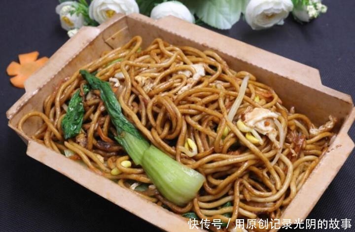 胡萝卜|花几分钟学做这款人气早餐面条,简单又好吃,孩子天天吵着要吃