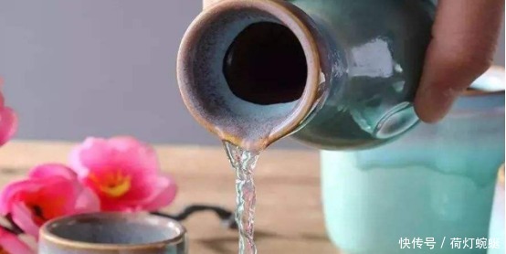 能喝酒|中国最能喝的4个省,白酒当矿泉水喝,遇到他们你就认输吧