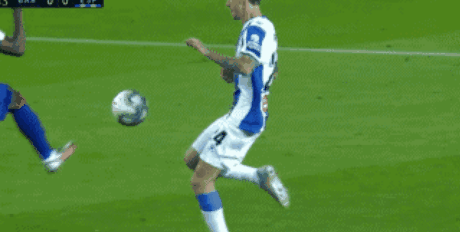  西班牙人|西甲神剧情：3分钟2红牌！武磊队友遭飞踹，巴萨6分钟逆转形势