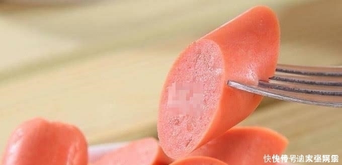 食品|别再怪罪泡面,这4种零食才是真正的“垃圾食品”,你可能全爱吃