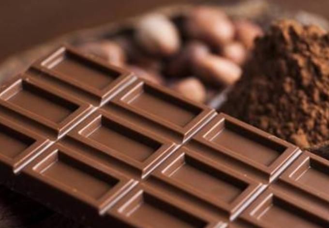  缝隙|巧克力表面的缝隙，仅仅是为掰开更方便吗？看完才知道不是！