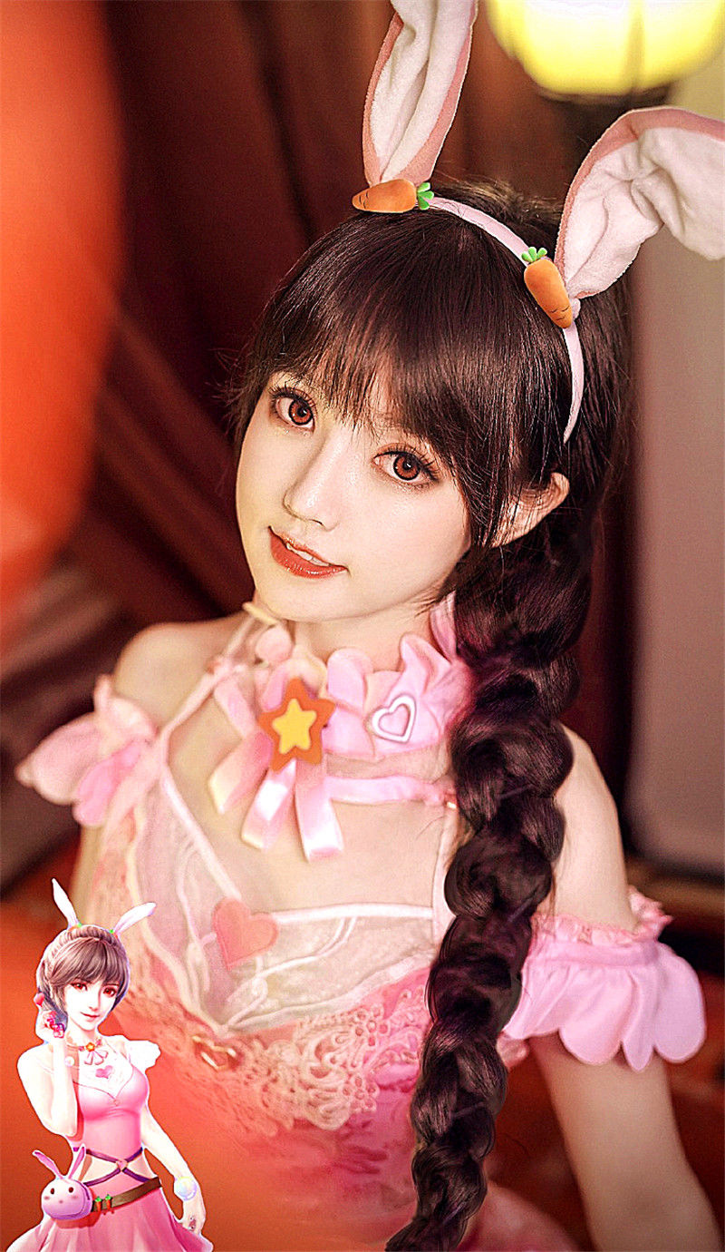  看过|小舞朱竹清的COS仿妆足够美了？那是你没看过没戴皇冠的比比东